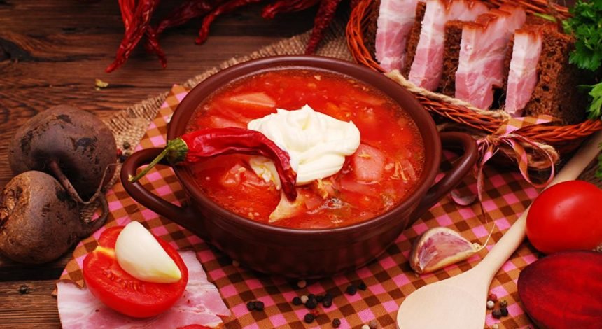 Борщ з вишнею