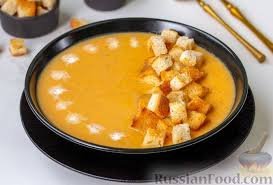 Сочевичний суп-пюре – із сухариками