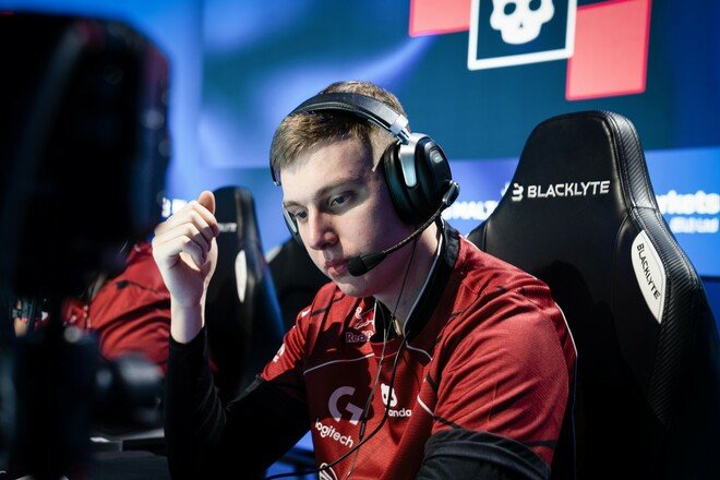 G2 – Aurora. BLAST Open Porto. Група A