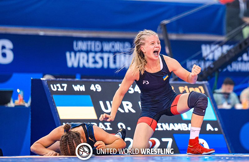 Полтавка Олена Колубай — «срібна» призерка чемпіонату світу з боротьби U17
