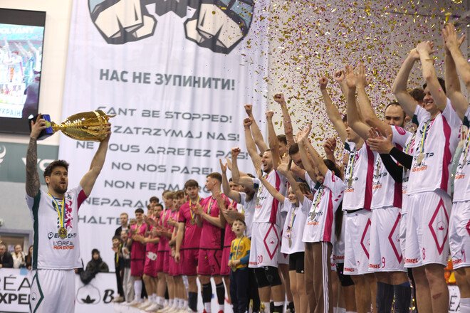 Волейбольний сезон в Україні стартує матчами Кубка. Жеребкування