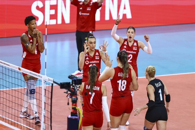 Дива не сталося. Чемпіон здобув останню путівку в чвертьфінал Євро