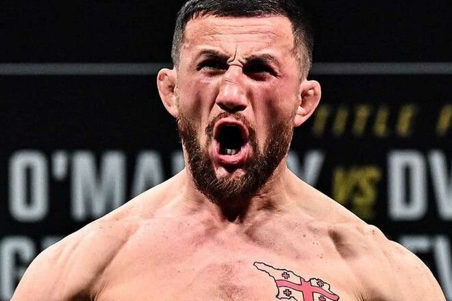 Мераб Двалішвілі звернувся до Амосова після видовищної перемоги в UFC