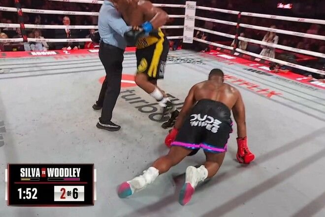 Бій зірок MMA. Андерсон Сілва нокаутував Тайрона Вудлі у другому раунді