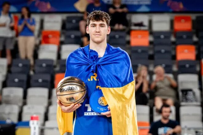 Сушкін лишається в Суперлізі. MVP Євробаскету пішов за тренером